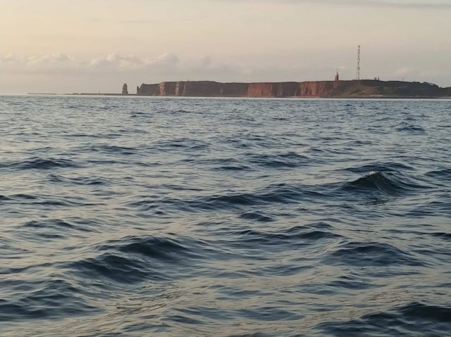 Cuxhaven-Helgoland_20190804_204912